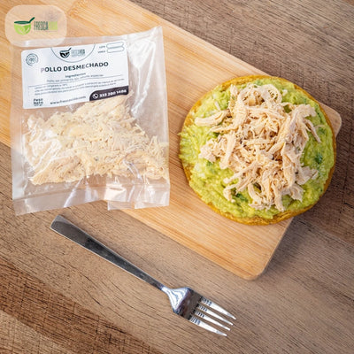 Pollo Desmechado x 1 porc (120 gr)-Proteínas-Fresca Vida-Eatsy Market